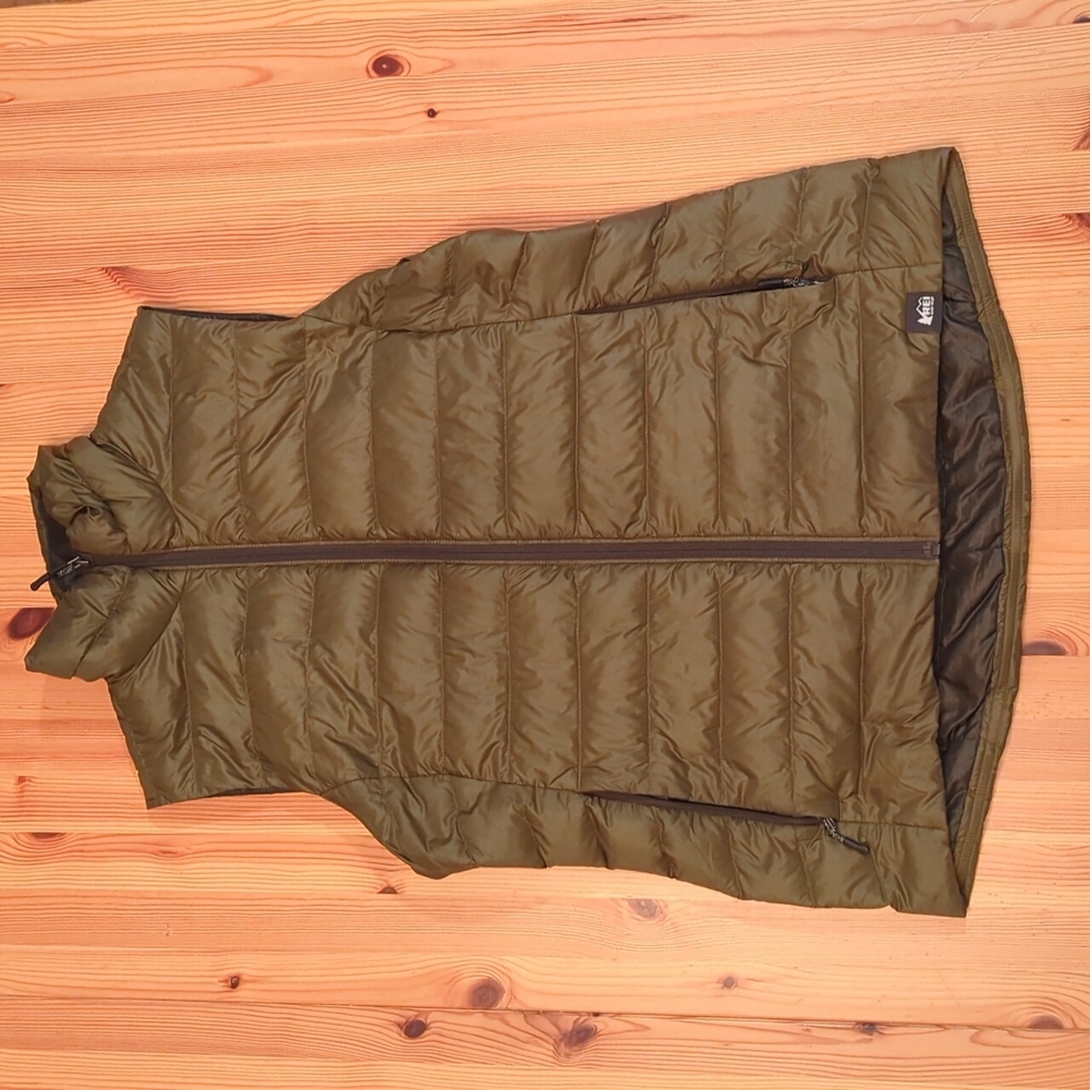 Down vest